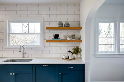 Decorating Kitchen Floating Shelves